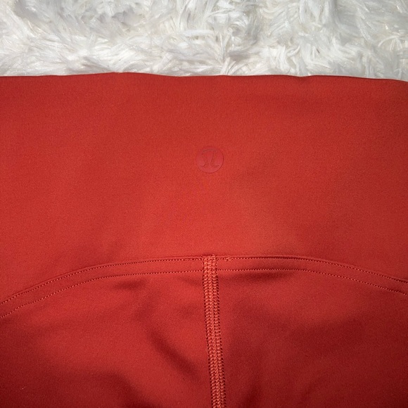 Lululemon *Like New* InStill HR Tight 25” - Picture 4 of 4